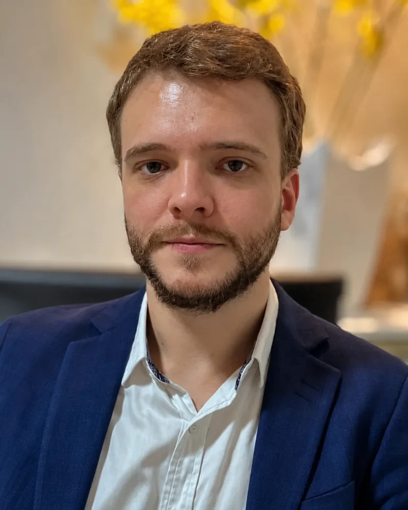 Dr. Augusto, médico psiquiatra da iClinic Fortaleza
